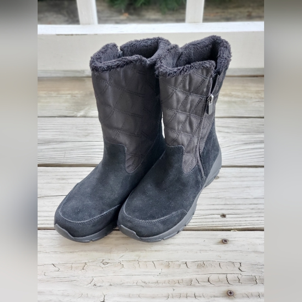 Women's Black Quilted Winter Boots - Picture 6 of 6
